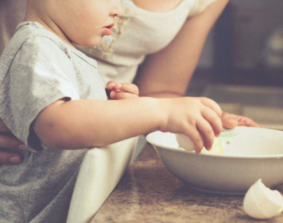 Learn these strategies that will help you create a more positive experience for your picky eater.